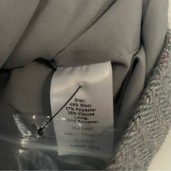 Wool blend herringbone scalloped faux wrap skirt with crested buttons Talbots - Picture 4 of 7